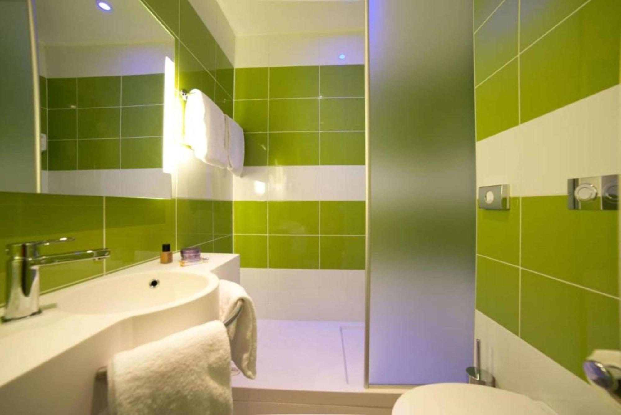 Sure Hotel By Best Western Tours Sud ช็องเบรย์-เล-ตูร์ ภายนอก รูปภาพ
